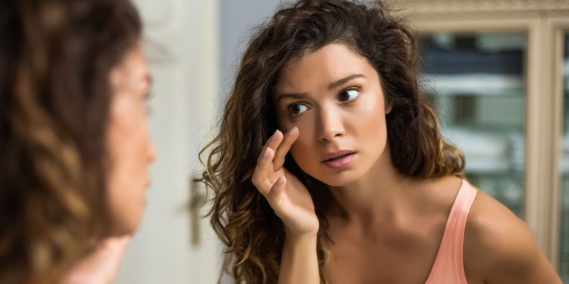 Yeux gonflés : nos conseils pour les dégonfler naturellement