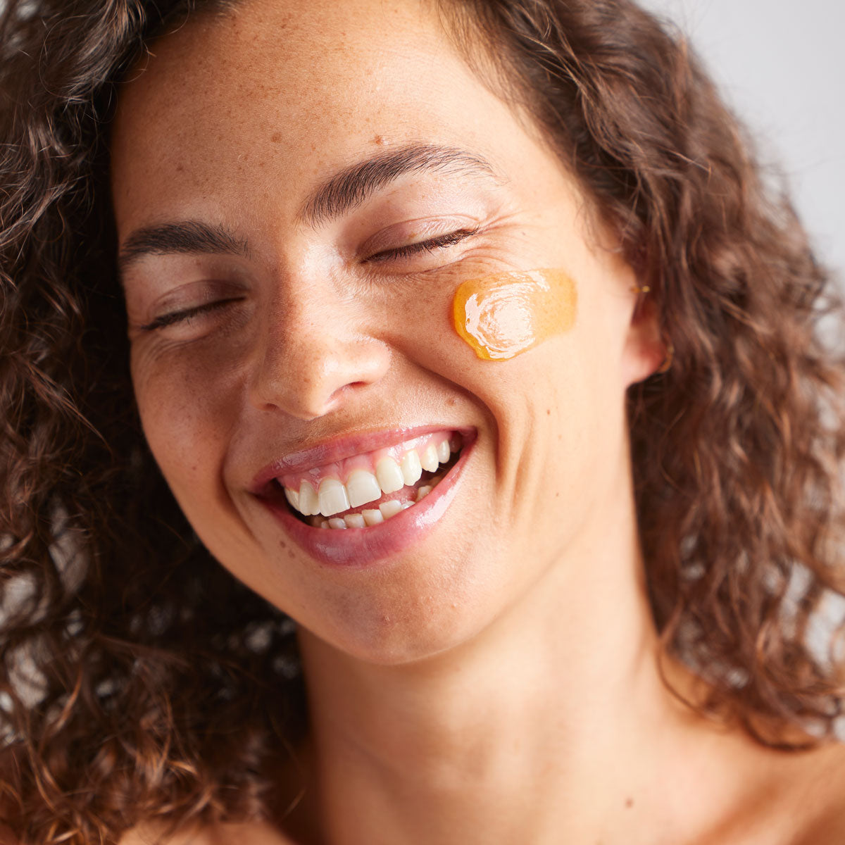 Exfoliant visage masque éclat