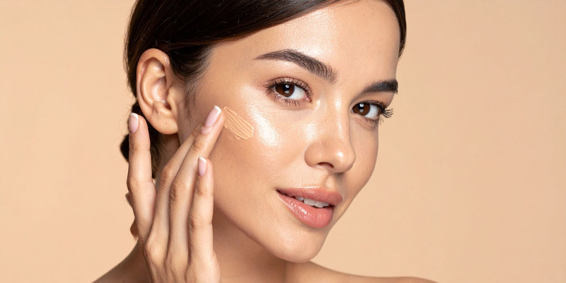 BB crème, fond de teint ou CC crème : quelle différence et lequel choisir ?