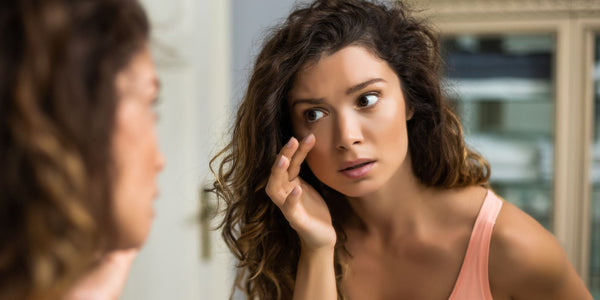 Image Yeux gonflés : nos conseils pour les dégonfler naturellement