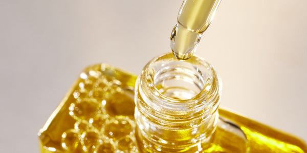 Image Huile visage : est-elle vraiment efficace pour effacer les rides ?