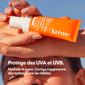 Fluide Solaire Anti-Taches SPF Protège UVA UVB